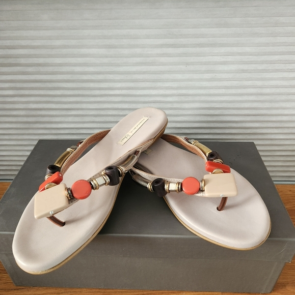 TOSCA BLU  LEATHER  EMBELISHED  SANDALS 6.5 - Picture 7 of 10